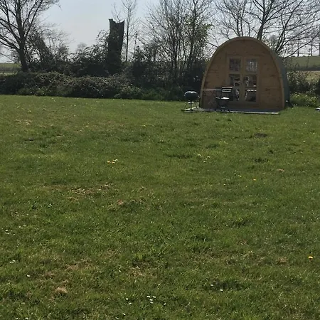 Ferienhaus Captivating 1-Bed Pod In Passais-Villages
